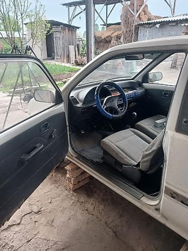 баа: Daihatsu Mira: 1996 г., Хетчбек — 6