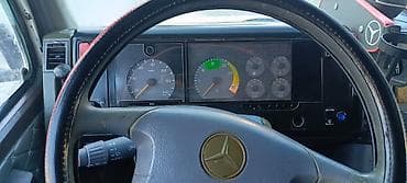 из дубая: Грузовик, Mercedes-Benz, Дубль, 5 т — 10