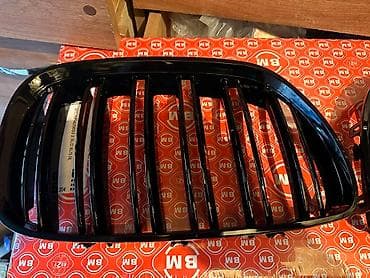 х5: Решетка радиатора BMW Новый, Аналог — 2