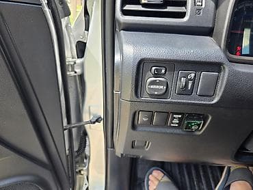 sprinter 4 4: Toyota 4Runner: 2019 г., 4 л, Внедорожник — 6