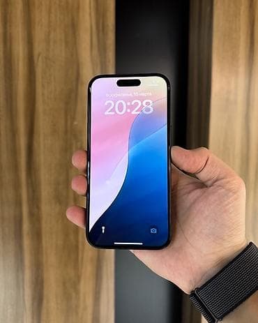 Apple iPhone: IPhone 15, Б/у, 128 ГБ, Черный, Чехол, Защитное стекло, 83 % — 2