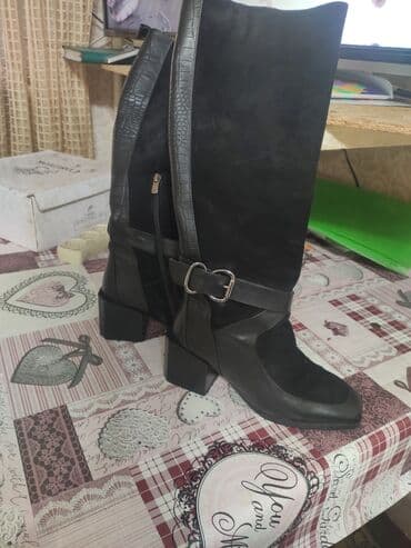 Женская обувь: Сапоги демисезонные. Бренд ILVI. Кожа с замшей. Очень красивые. Носила — 1