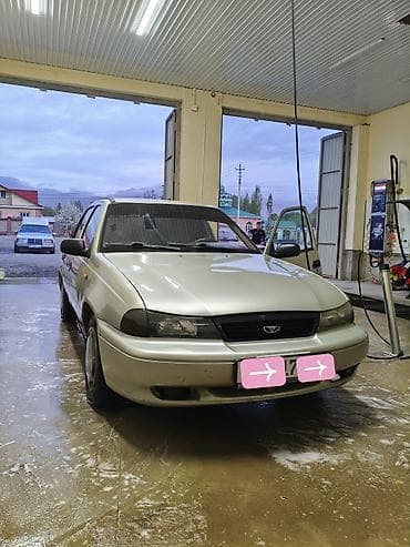 Daewoo Nexia: 2005 г., Механика, Бензин, Седан
