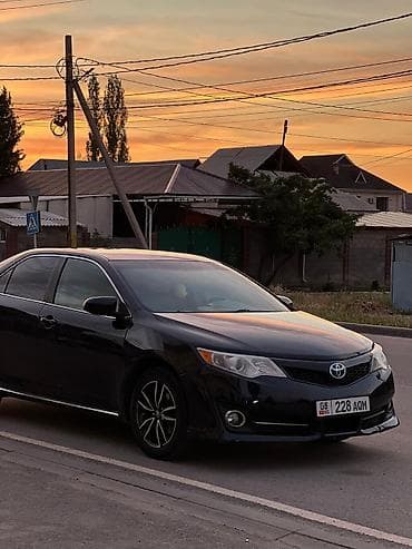 corolla 2016: Toyota Camry: 2014 г., 2.5 л, Автомат, Гибрид, Седан — 3