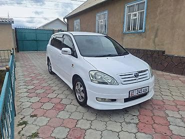 Toyota Ipsum: 2004 г., 2.4 л, Автомат, Бензин, Универсал — 7