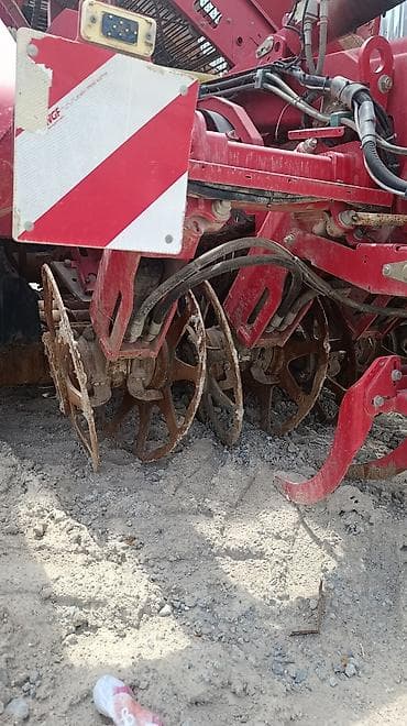 krone sd: Свеклоуборочный комбайн GRIMME (модель линейки Rootster) — 4