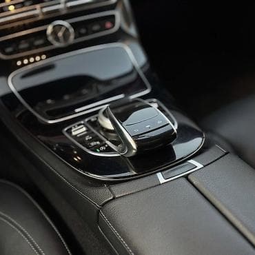 device kg: Mercedes-Benz E-Class: 2019 г., 2 л, Автомат, Бензин, Седан — 9