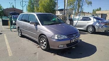автомабил тико: Honda Odyssey: 2000 г., 2.3 л, Автомат, Бензин, Минивэн — 2