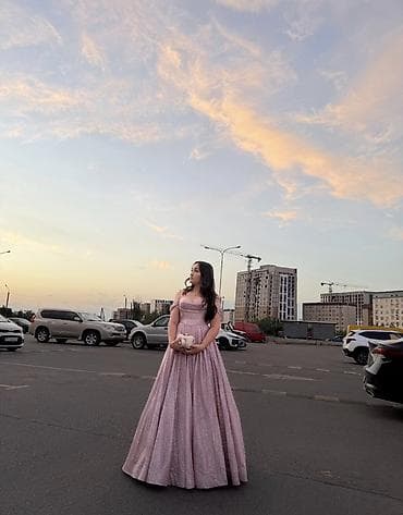 Личные вещи: Вечернее платье, Пышное, Длинная модель, Без рукавов, Корсет — 2