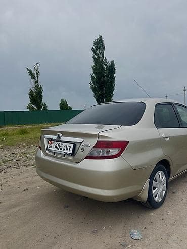 авто сатуу: Honda Fit Aria: 2003 г., 1.5 л, Автомат, Бензин, Седан — 5