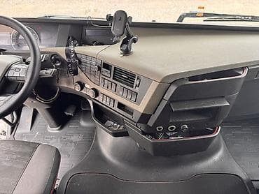 атего шторка: Тягач, Volvo, Тентованный — 9