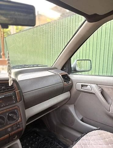 лягушка w210: Volkswagen Golf: 1993 г., Механика, Бензин, Хэтчбэк — 8