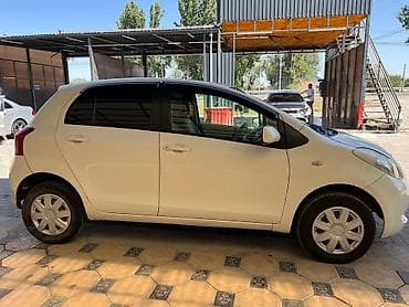 срочно тойота: Toyota Vitz: 2006 г., 1.3 л, Робот, Бензин, Хэтчбэк — 3