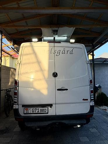 v class: Грузовой фургон Mercedes-Benz Sprinter (короткая база, средняя крыша) — 5