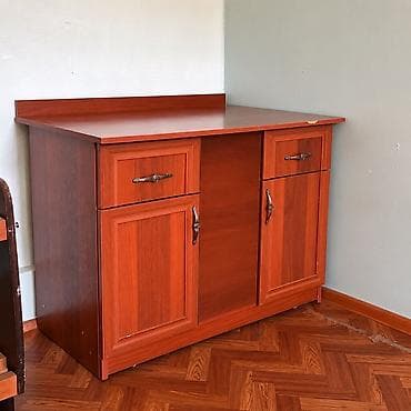 габариты: Кухонная тумба под мойку из ЛДСП в цвете «вишня/махагон». - — 2