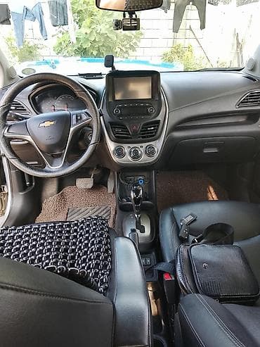 Chevrolet Spark: 2016 г., 1 л, Автомат, Бензин, Хэтчбэк — 4