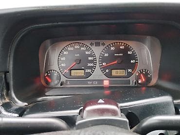 Volkswagen: Volkswagen Vento: 1993 г., 1.8 л, Механика, Бензин, Седан — 9