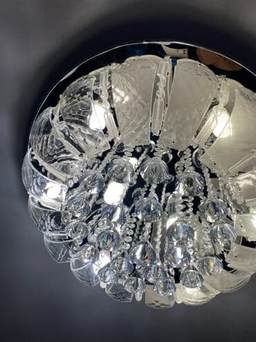 Мытье люстры любой сложности и грязи. Мы вам поможем🤝