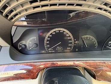 свет: Mercedes-Benz S-Class: 2007 г., 5.5 л, Автомат, Газ, Седан — 9