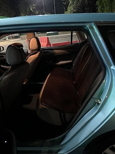 bad e2: MG : 2022 г., Универсал — 7