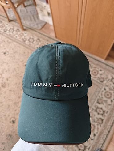 Продаю бейсболку Tommy Hilfiger, новая и в хорошем качестве