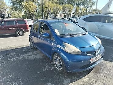 Toyota Aygo: 2008 г., 1 л, Механика, Бензин, Хэтчбэк