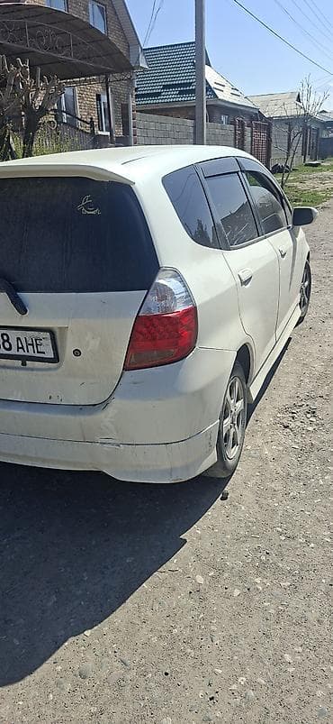 jazz: Honda Fit: 2002 г., 1.3 л, Автомат, Бензин, Хэтчбэк — 3