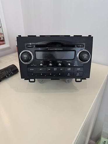 Штатная магнитола для автомобиля Honda (2DIN формат). Характеристики