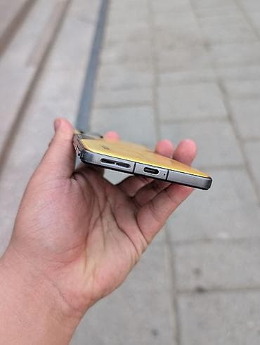 самый дешёвый телефон: Poco F4 GT, Б/у, 128 ГБ, цвет - Желтый, 2 SIM — 3