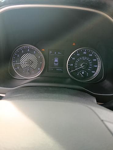 хуйндай солярис: Hyundai Elantra: 2018 г., 2 л, Автомат, Бензин, Седан — 10
