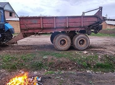 тратор юто: Трактор с кабиной и навесным оборудованием Описание: - Колесный — 6