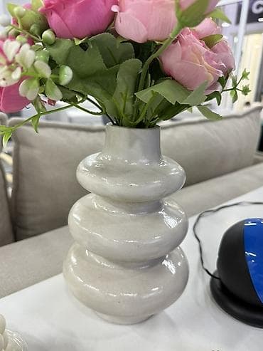 модные маски: Декоративные вазы в современном стиле - Скульптурные вазы-бюсты — 4