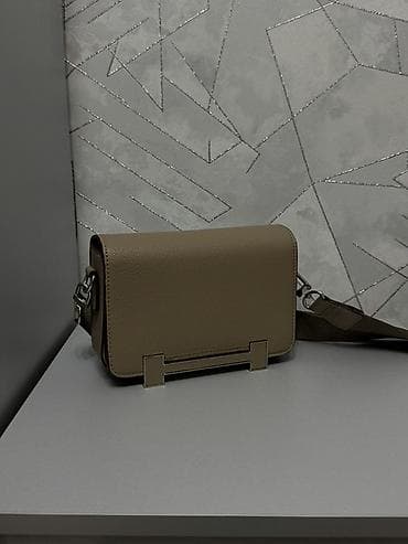 Сумка под HERMES. через плечо, компактная и стильная - Формат