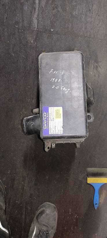 raf: Toyota RAV-4, первое поколение, корпус воздушного фильтра 162 — 1