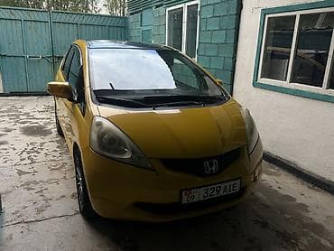 жили машина: Honda Fit: 2009 г., 1.3 л, Робот, Бензин, Хетчбек — 10