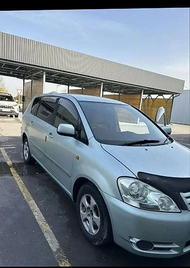 transporter multivan: Toyota Ipsum: 2002 г., 2 л, Автомат, Бензин, Минивэн — 2