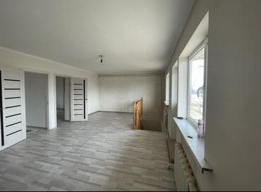 Продается просторный двух этажный дом. Район Дордой Тендик 5.5 сотых