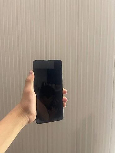 game console: POCO X6 Pro 5G — мощный смартфон с упором на скорость и камеры. есть — 3