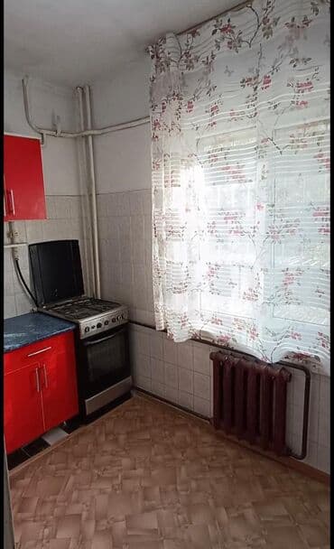 купить квартиру в 5 микрорайоне: 1 комната, 34 м², 105 серия, 1 этаж, Старый ремонт — 2