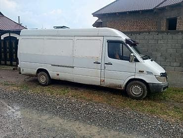 спойлер на крышу мерседес спринтер: Легкий грузовик, Mercedes-Benz — 2