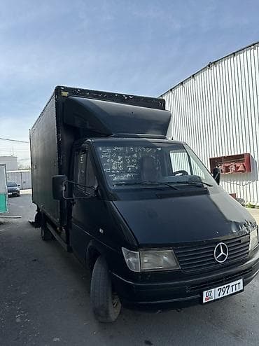 mersedes 211: Легкий грузовик, Mercedes-Benz, Стандарт, 3 т, Б/у — 2