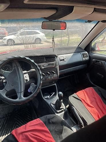 colf 3: Volkswagen Golf: 1994 г., 1.8 л, Ручные, Бензин, Универсал — 9