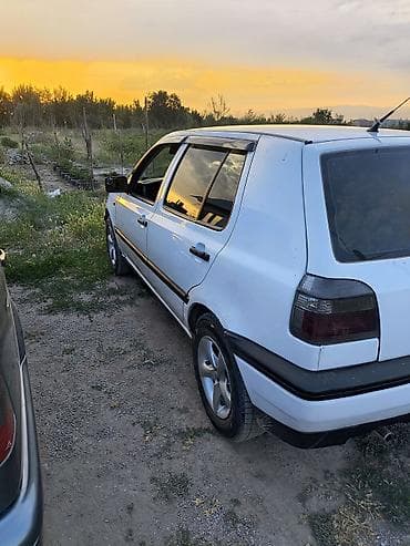 lexus is 2017: Volkswagen Golf: 1998 г., Хэтчбэк — 2