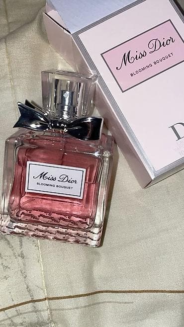 Жеке буюмдар: Miss Dior Blooming Bouquet — свежий цветочный аромат с нежным — 3