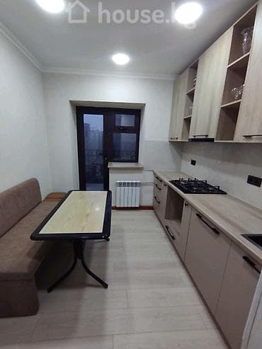 3 room flat: 3 комнаты, 82 м², Индивидуалка, 6 этаж, Евроремонт — 1