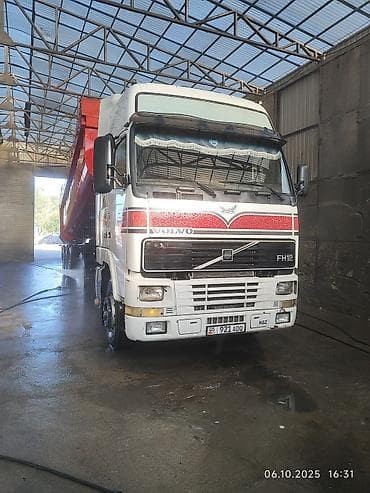 Тягач, Volvo, 2002 г.