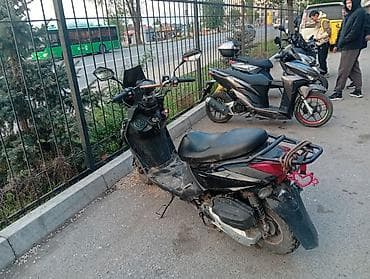 мопед 150 куб: Тип скутера 150 куб. см, Бензин, Б/у — 2