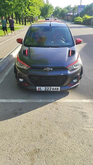 Chevrolet Spark: 2016 г., 1 л, Автомат, Бензин, Хэтчбэк
