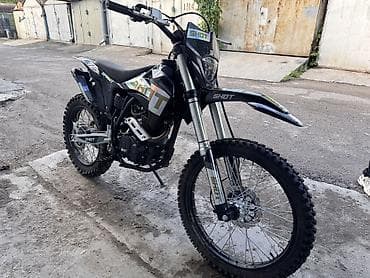 Продаю эндуро Состояние нового средне размерный 3-4 покатушки было