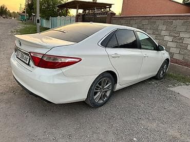 corolla s: Toyota Camry: 2015 г., 2.5 л, Автомат, Гибрид, Седан — 3
